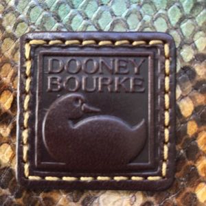 Dooney & Bourke Bags - Dooney & Bourke Clutch Dooney & Bourke Bags - Dooney & Bourke Clutch